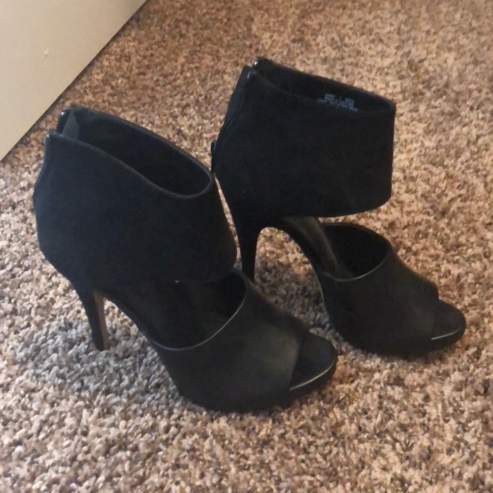 Black heels, leather lower and suede upper